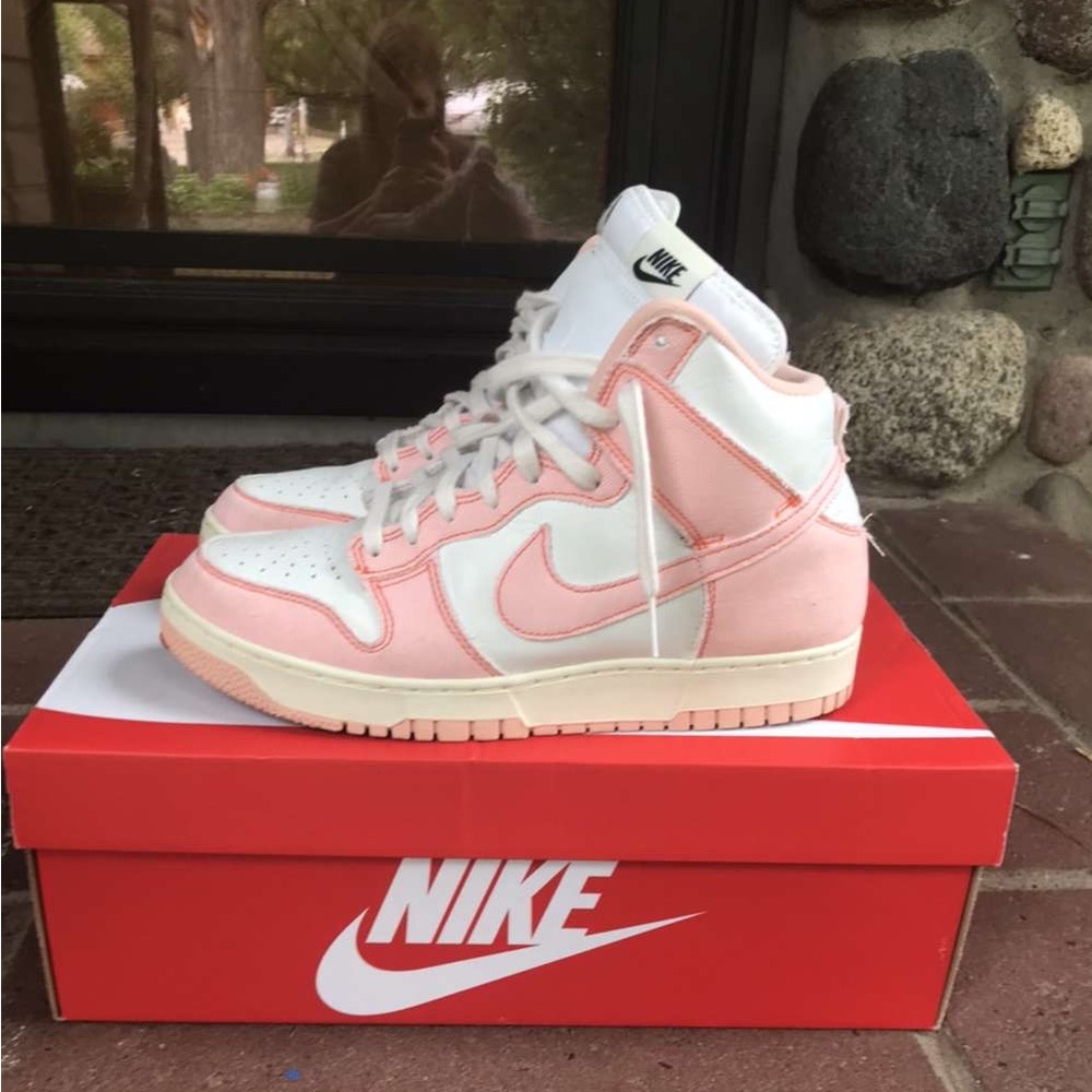 Women nike dunk hi 1985 arctic orange sneaker like new
